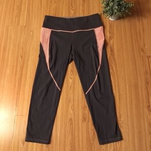 VS Knockout tight capris M